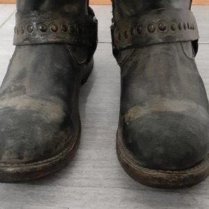 Women's Genuine Leather - Short Boots, Size 6 (Black/Grey combo) Slightly Used